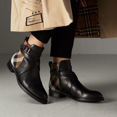 New.. Size Is 38.5 Fit Like 7.5 Check The Closet For More Designer Items Designer Ankle-high Work Boots, Designer Flat Heel Boots For Fall, Designer Low Heel Boots For Fall, Designer Ankle Strap Boots For Fall, Designer Flat Heel Boots For Work, Burberry Slides, Burberry Boots, Burberry Rain Boots, Beige Sneakers