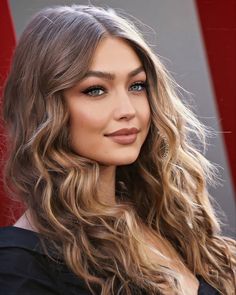 Gigi Hadid Blonde Hair, Gigi Hadid Blonde, Blonde Hair 2022, Gigi Hadid Hair Color, Hair 2022