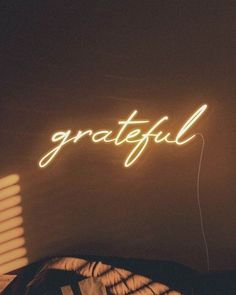 Grateful Neon Sign Word Lights Sign Wallpaper, Iphone Wallpaper Sign, Neutral Graphics, Emerald Room, Prayer Vision Board, Vision Board Words, Vision Board Themes, Vision Board Collage, Vision Board Pics