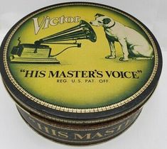 Antique Room Decor, Antique Tins, Dog Picture, Vintage Tins, Vintage Dog, Green Vintage, Record Label, The Voice