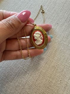 16 inch gold tone cameo locket, a Victorian style vintage, good condition ready to wear Elegant Gold Cameo Locket Necklace, Gold Medallion Locket Necklace With Lobster Clasp, Vintage Gold Locket Necklace With Lobster Clasp, Vintage Gold-tone Medallion Necklace, Vintage Gold-tone Medallion Necklace For Gift, Gold Brass Cameo Jewelry, Gold Cameo Round Pendant Jewelry, Gold Cameo Jewelry In Brass, Vintage Medallion Necklace With Adjustable Chain