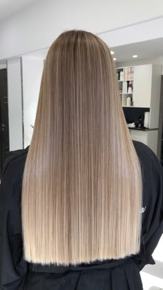 Blonde Root Balayage, One Length Haircuts Long, Brown To Blonde Balayage Straight Hair, Hair Blonde Ideas, Babylights On Dark Hair, Hair Ombre Blonde, Babylights Blonde, One Length Haircuts