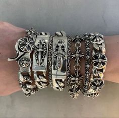 Grunge Jewelry, Nikki Sixx, Estilo Punk, Chrome Hearts, Dope Jewelry, Bling Bling, Jewelry Lookbook, Funky Jewelry, Jewelry Inspo