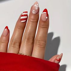 24pcs Glossy Long Almond Press-On Nails Set - Red Christmas Hat & White Candy Stripe Design, Shiny Reusable False Nails For Women Brand New In Box! The Cutest Press On Nails! Perfect For The Christmas Season. Fun Christmas Nails, Christmas Nails 2022, Nail Art Noel