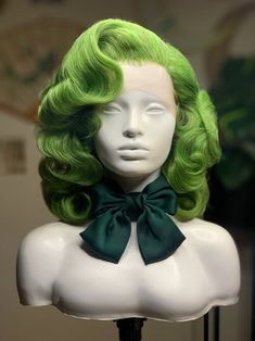 Drag Wig Styles, Drag Wigs Styling, Green Hair Cosplay, Green Hair Outfit, High Fashion Hairstyles, Hair References Drawing, Drag Hair, Making Wigs, High Fashion Hair