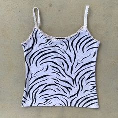 Vintage 90s Y2k 2000s zebra print cami top with picot trim / outfit inspo / thrifted 2000s Zebra Print, 90s Outfit, Y2k Clothes, Y2k 2000s, Cami Top, Zebra Print, Cami Tops, Vintage 90s, Chloe