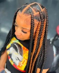 41 Large Knotless Braids Styles To Try for That Chic Look Layered Hairstyles Medium, Hairstyles For Wavy Hair, Sassy Hairstyles, Baddie Hair, Gorgeous Braids, Hairstyles Medium Length