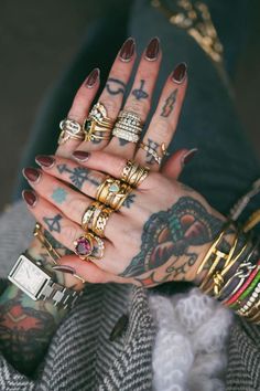 Marrow x Sammi Jefcoate. See her top picks at marrowfine.com How To Wear Lots Of Rings, Sammi Jefcoate Rings, Sammi Jefcoate Jewelry, Sammi Jefcoate Outfits, Sammi Jefcoate Nails, Ring Stacking Ideas, Victorian Gold Ring