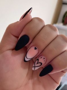 Black Almond Nails With Design, Short Nail Designs Fall 2024, Cute Short Almond Nails, Black Almond Nails Designs, Aesthetic Short Nails, Short Almond Nail Designs, Aesthetics Nails, Nail Aesthetics, Black And White Nail