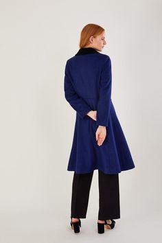 After a smart style for your outer layer edit? You'll find black velvet accents over the collared neckline, pockets and button through front of our Opal opera coat. Designed in an eco-conscious blend with recycled polyester and wool, the flattering silhouette combines a structured and fitted body with a pleated flare. Opera Coat, Velvet Accents, Petite Tops, Capsule Collection, Leggings Shop, Casual Fits, Coats Jackets Women, Wool Coat, Black Velvet