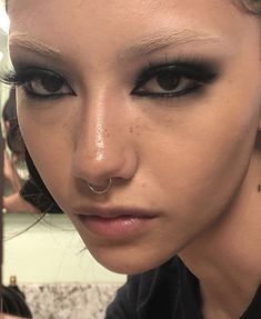 @obiwansoli on ig Maquillage Goth, Medusa Piercing, Edgy Makeup, Black Makeup, Goth Makeup, Dark Makeup