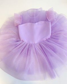 This Lavender Tulle Girl Birthday Dress. is made of highest quality fabrics. There is layers of tulle for the skirt.. And also the set included the matching clip. This Lilac Baby First Birthday Tutu Outfit will be prepared only for you so we prepare according to your measurements ; height, weight, chest circumference , waist circumference, length from shoulder to the belly button, length from shoulder to above the knee, length between the shoulders from the back of the child ( you can write to t Toddler Princess Dress, First Birthday Tutu, Dress Lilac, Birthday Tutu Outfit, Birthday Girl Dress, Tutu Outfits, Photoshoot Dress, Birthday Tutu, Lilac Dress