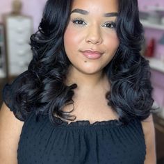 SABRINA CAMILLE | Multiple part Crochet method Using beach curl by @shakengo_hair Colors t27 t30 and #2 | Instagram