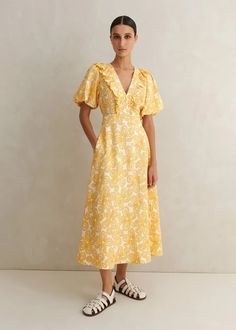 Linen-Blend Lace Print Midi Dress Light Cream/Yellow/Red Midi Dress Outfit, Puff Sleeve Midi Dress, Bias Cut Dress, Silk Shirt Dress, Yellow Midi Dress, Drawstring Dresses, Luxury Dresses, Cream Yellow, Lace Print