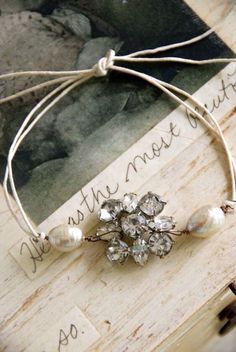 Photo Handmade Jewlery, Vintage Jewelry Crafts, String Bracelet, Fabulous Jewelry, Vintage Crafts, Vintage Jewels, Vintage Bracelets