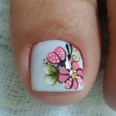 Magic Nails, Daisy Nails, Nail Tattoo, Flower Nail Art, Toe Nail Designs, Toe Nail Art, Pedicure Nail Art, Floral Nails