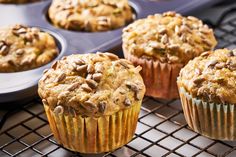 close-up of zucchini muffins Carrot Raisin Muffins, Banana Coconut Muffins, Raisin Muffins, Banana Muffins Easy, Coconut Muffins, Avocado Toast Egg, Healthy Muffin Recipes, Filled Muffins, Healthy Banana