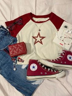 Everyday casual outfit in style || #red #books #outfits #stars #converse #inspofashion #jeansoutfit #schooloutfitideas Funky Converse Outfit, Valentines Converse Outfit, Cherry Red Converse, Red Converse Aesthetic Outfit, Red Converse Fits, Style Red Converse, Burgundy Converse Outfit, Dark Red Converse Outfit, How To Style Red Converse