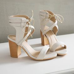 Heel Height: 8.5cmPlatform Height: 1 cmStyle: Fashion,KoreanOccasion: Casual,Party/Club,Office/Career,DressSeason: Spring,Summer,Fall/Autumn,WinterPackage Contents: 1 x Shoes (Pair)Size Guide:34 = foot length 21.5-22cm (Foot width=8-8.5cm)35 = foot length 22-22.5cm (Foot width=8.5cm)36 = foot length 22.5-23cm (Foot width=8.5-9cm)37 = foot length 23-23.5cm (Foot width=9cm)38 = foot length 23.5-24cm (Foot width=9-9.5cm)39 = foot length 24-24.5cm (Foot width=9.5-10cm)40 = foot length 24.5-25cm (Foo