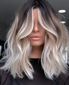 Subtle Hair Color, Warm Hair Color, Fall Hair Color Ideas, Dark Roots Blonde Hair, Balayage Blonde, Fall Hair Color For Brunettes, Let You Go, Blonde Hair Inspiration, Balayage Hair Blonde