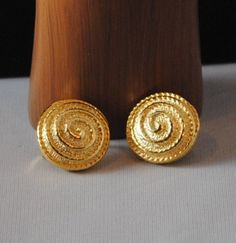 "Beautiful Vintage Earrings from the 1970s. Please choose clip-on or pierced. Size: Approximately 7/8\". Also available matching set with necklace and ring at discounted price." Handmade Retro Gold Clip-on Earrings, Handmade Gold Retro Clip-on Earrings, 1970s Jewelry, 1960s Jewelry, Set Earrings, Jewelry Essentials, Vintage Copper, Jewelry Inspo, Gold Plated Earrings