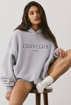 Bo&Tee Athleisure – Page 5 – Oh Polly US Sherpa Hoodie Outfit, Cosy Season, Thick Hoodies, Bo Tee, Fox Hoodie, Christmas Fits, Streetwear Inspiration, Pajama Day, Hoodie Logo