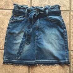 Super Cute!!!! Does Have A Tag Attached But Not The Price Tag Cheap Non-stretch Denim Skirt With Pockets, Raw Hem Jeans, Arizona Jeans, Jean Skirt, Price Tag, Blue Black, Womens Skirt, Super Cute, Arizona