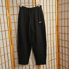 Women's Black Nike Sweatpants. Size Small. New. Red Nike Sweatpants, Nike Running Pants, Grey Nike Joggers, Black Nike Joggers, Black Nike Sweatpants, Fleece Pants Women, Nike Sweats, Black Cropped Pants, Nike Joggers