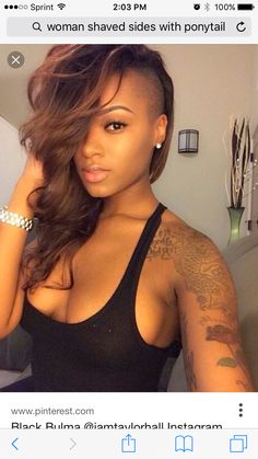 Hairstyles Long Bob, Sew In Curls, Blond Hairstyles, Woman With Tattoos, Taylor Hall, Sew Ins