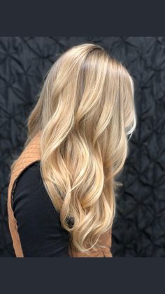 Colorful Balayage Hair, Colors For Black Hair, Hair Colors For Black Hair, Colorful Balayage, Ideas For Fine Hair, Hairstyles For Summer, Warm Blonde Hair, Beige Blonde Hair, Hair Colorful