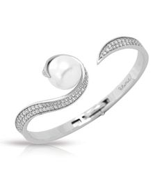 Alanna White Bangle by Belle Etoile. Alanna, meaning “beauty” and “serenity” in Gaelic, features gentle curves with pavé-set stones on rhodium-plated, nickel allergy-free 925 sterling silver. Belle Étoile’s  Alanna Collection is soothing and peaceful, while instilling grace in its wearer. Diamond Jewelry Store, Jewelry Diamonds, Pearl Bangle, Fine Diamond Jewelry, Engagement Ring Wedding Band, Designer Engagement Rings, Silver Pearls, Jewelry Rings Engagement, Bridal Collection