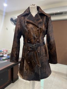 "Product Description * Item: Women Soft Leather Trench Coats Basic Long coat Female Slim Fit    Coat Jackets    * Condition: 100% Brand New * Color: Custom    * Size:  UK Size Large    Bust:   23\"    Waist:     21.50\"    Shoulder:   18.50\"    Sleeves:    25.5\"    Back Length:  37\" * Package:1pc Jacket (without any accessories ）    Please note: 1.Please allow a little error due to manual measurement. 2.The color maybe a little difference because of the light, screen reflection etc. 3.We can Brown Leather Fur Coat For Workwear, Brown Leather Long Fur Coat, Leather Long Fur Coat For Fall, Leather Trench Coat Woman, Slim Fit Coat, Lamb Leather Jacket, Long Leather Coat, Leather Trench, Leather Trench Coat