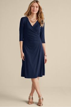 Hyannis Dress Petite Wedding Guest Dress Fall, Wedding Guest Dresses Over 50, Graduation Outfits For Women, Wide Leg Leggings, Hourglass Fashion, Soft Surroundings Dresses, Fall Wedding Guest Dress, Caftan Dress, Flattering Dresses