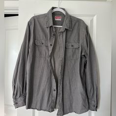 Never Worn. Chambray/Gray Light Denim. Gray Button Up, Grey Button Up, Everyday Gray Button-up Shirt, Vintage Light Wash Button-up Shirt, Washed Chambray Button-up Shirt, Button Shirts Men, Gray Cotton Button-up Flannel Shirt, Wrangler Shirts, Vintage Wrangler