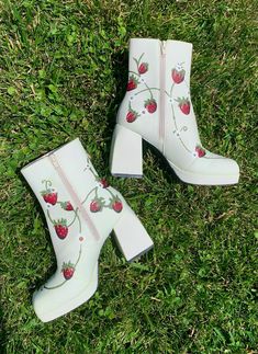 I LOVE these boots, I made them for myself but they are half a size too small. They are an 8, but I'm an 8/8.5, I would recommend for a 7 or small 8. Hand-painted with Angelus leather paint and coated with their matte sealer. The base shoe is a Forever 21 Faux Leather Ankle Bootie, heel is about 4in tall Cute Leather Boots For Spring, Cute High-top Leather Boots, Custom Boots, Leather Paint, Ankle Bootie, Boot Shoes Women, Ankle Booties, Bootie, Womens Boots