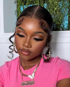 Soft Birthday Glam, Cute Brown Makeup Looks, Birthday Natural Makeup, Simple Beat Makeup, East Make Up Looks, Face Beat Makeup Dark Skin, Homecoming Makeup Looks For Brown Eyes, Light Beat Makeup Black Women