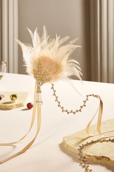 Roar back 100 years to unprecedented golden 20s with this headband, which perfectly create an elegant and sophisticated Gatsby style. Features: High quality crystal and imitation pearl Adjustable ribbon band Detachable clip Exquisite head chain design 1920 Accessories, Roaring 20s Jewelry, 20s Jewelry, 1920s Hair Accessories, 1920s Accessories, Flapper Headpiece, Gatsby Headband, 1920s Headpiece, 1920s Jewelry