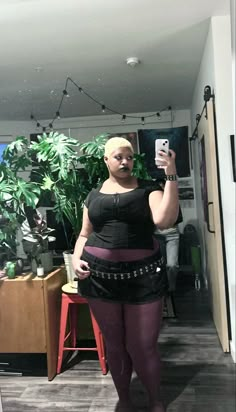 Whimsical Goth Plus Size, Goth Outfits Mid Size, Mid Size Punk Fashion, Indie Sleaze Plus Size, Mcbling Plus Size, Mid Size Alt Fashion, Plus Size Mall Goth, Kinderwhore 90s Grunge Style, Plus Size Emo Outfits