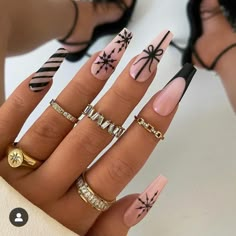 Xmas Nail Art, Xmas Nail, Different Nail Designs, Unique Acrylic Nails, New Year's Nails, Luxury Nails