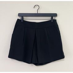 Nwt Loft Petites Size 0p Black Trouser Shorts 100% Rayon Side Zipper Pockets 14” Waist Across 13” Length 3” Inseam Retail $59.50/ Sale $44.99 Black Short Length Bottoms For Office, Workwear Pants With Short Inseam And Elastic Waistband, Elegant Stretch Shorts For Workwear, Elegant Black Shorts For Office, Elegant Black Office Shorts, High-waisted Shorts For Office In Summer, High-waisted Shorts For Summer Office Wear, Black Bottoms With Built-in Shorts For Work, Elegant Black Shorts For Work