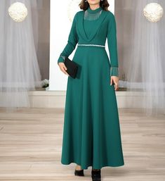 Made of double crepe fabric. It is an unlined dress. There is a zipper on the back. The dress is 155 cm long. There is a chain detail on the collar and sleeves Muslim Dress Abaya, Dress Abaya, Summer Dress Women, Dress Muslim, Muslim Dress, Abaya Dress, Crepe Fabric, Women Dress, Dress Fashion