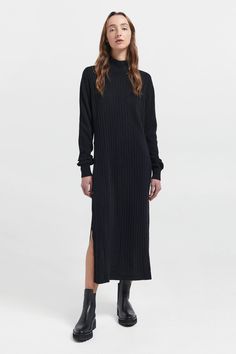 High Neck Dress For Fall Daywear, High Neck Dress For Daywear In Fall, Winter Ribbed Dresses For Daywear, Ribbed Dresses For Daywear In Winter, Ribbed Dresses For Daywear, Ribbed Long Sleeve Dresses For Daywear, Ribbed Long Sleeve Day Dresses, Long Sleeve Ribbed Day Dresses, Cosy Winter Outfits