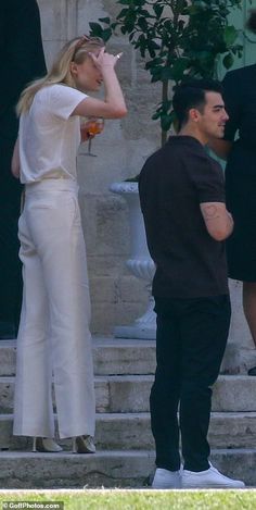 Sofie Turner, Sophie Turner Joe Jonas, Sophie Turner And Joe Jonas, French Wedding Venues, Blonde Locks, Second Wedding, High Ponytail, Joe Jonas