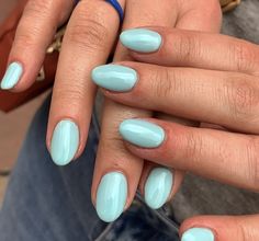 Dnd Turquoise Gel Polish, Simple But Colorful Nails, Dnd Turquoise Nails, Aquamarine Blue Nails, Nail Solid Colors, Light Turquoise Nails, Light Teal Nails, Turquoise Gel Nails, Sb Nails