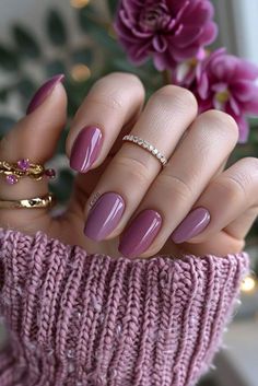 Fall Nail Polish Colors Autumn, Mauve Gel Nails Short, Mauve Bridesmaid Nails, Simple Fall Nail Color Ideas, Dusty Rose Fall Nails, Plain Nail Colour Ideas, Different Purple Nails, Nail Colour Inspiration, Single Color Gel Nails