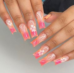 Elegant Nails Coffin, Nude Nails With Black Design, Nude Nails For Brown Skin, Bali Nails, Dominican Nails, Hawaiian Nails, Quartz Nails, Airbrush Nails, Nagel Tips