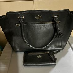 In Great Shape!! Kate Spade Bags, Kate Spade Bag, Womens Tote Bags, Kate Spade, Purse, Wallet, Purses And Bags, Women Shopping, Black