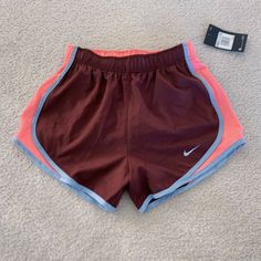 Nike "Dri-Fit" Womens Running/Training Shorts (Xs) Nwt $30 Brown & Orange. Nike Brown Sports Bottoms, Nike Orange Shorts For Spring, Nike Orange Short Bottoms, Nike Orange Workout Bottoms, Nike Orange Shorts, Nike Winter Jackets, Cute Nike Outfits, Womens Running, Cute Nikes