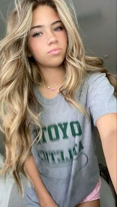 Tiktok Sounds, Blonde Hair Girl, Hair Tips Video, Blonde Hair Inspiration, Hair Stylies, Hair Stylist Life, Aesthetic Hair, Trendy Hairstyles, Hair Videos