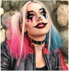 Here is a nice list of clown Halloween makeup ideas, pretty makeup, creepy clown makeup for you to enjoy this season of halloween Harley Quinn Make-up, Fairy Masquerade, Pretty Costumes, Carnival Vintage, Pelottava Halloween, Makeup Zombie, Makeup Clown, Halloween Makeup Clown, Harley Quinn Makeup